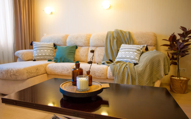 Na Varshavskoy 19k5 Apartments