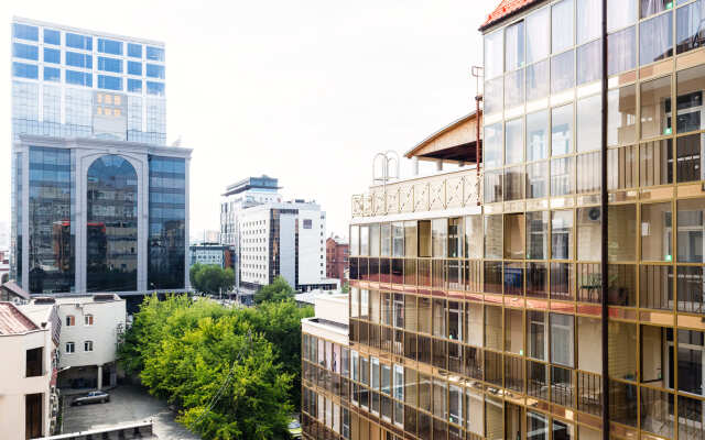 Апартаменты ApartHause 10 минут до БЦ Высоцкий