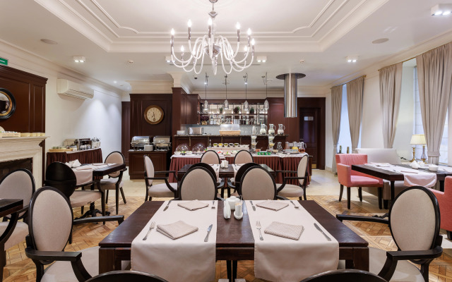 Boutique Hotel 1852