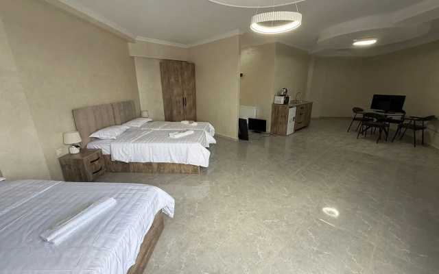 Отель Velor Apartment
