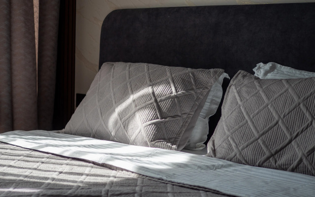 Na Prospekte Al-Farabi 27/4/3 Apartment