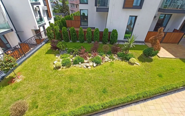 Квартира Уютная студия с бассейном на территории