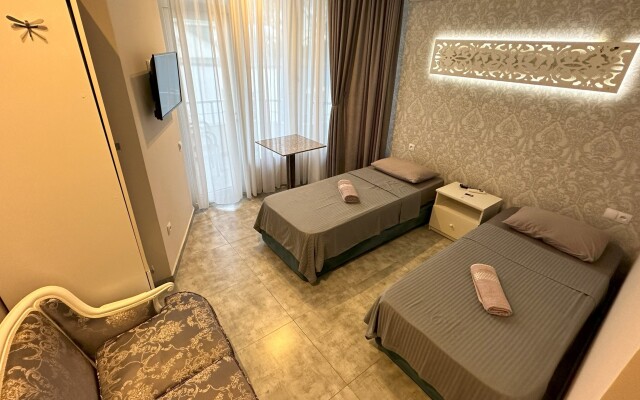 National Hotel