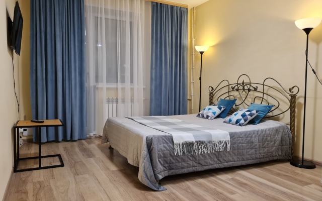 Lva Tolstogo 12 Apartments