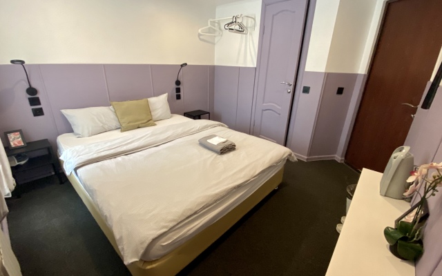 Serebryanicheskiy 4 Apartments
