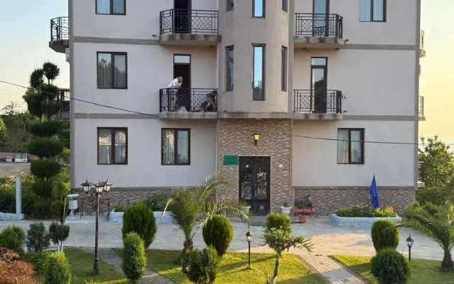 Отель Green Yard Batumi