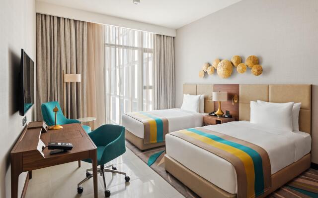 Holiday Inn Dubai al-Maktoum Airport, an IHG Hotel