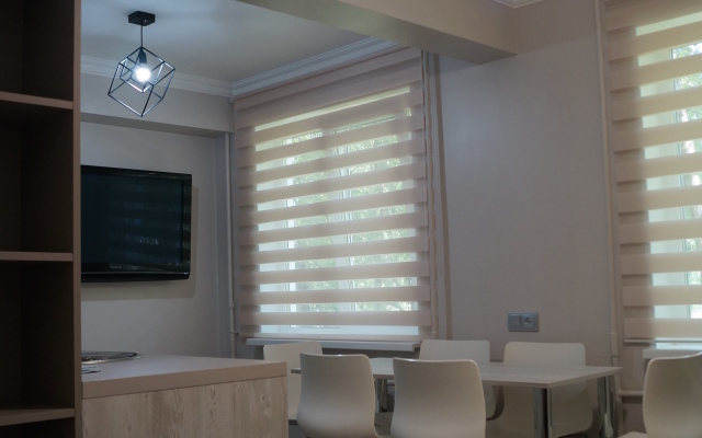 Apartamenty S Gostinnoy I 2 Spalnyami Flat