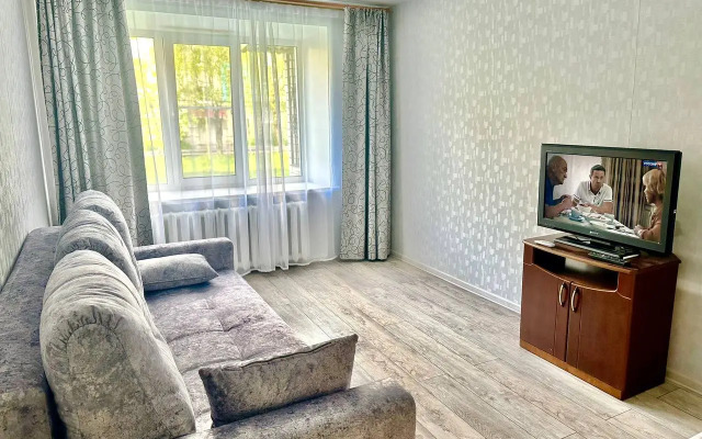 Квартира Двухкомнатная на Ул Грибоедова с 3 Раздельными Местами