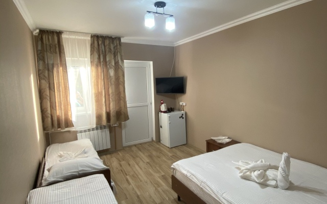 Artur Guest House
