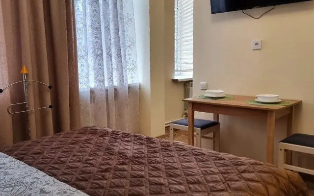 U Kremlya I Zolotoy Naberezhnoy Flat