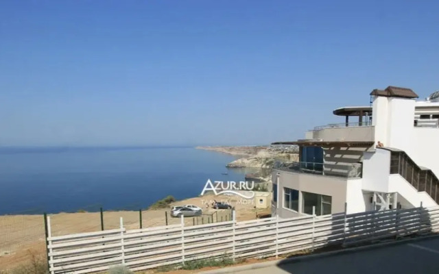 Квартира у моря