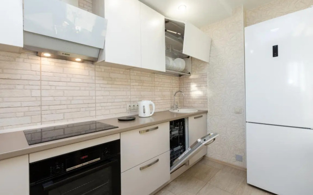 Апартаменты Светлая 1-к квартира возле ЖД вокзала