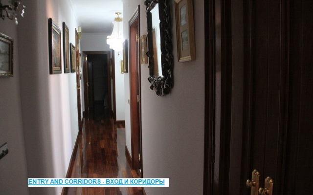 Al Centre Del Port Apartments