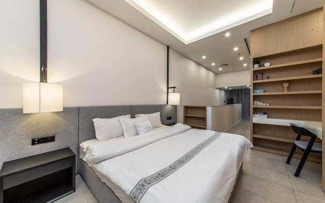Tropical at Royal Amwaj with Private Beach Apartment