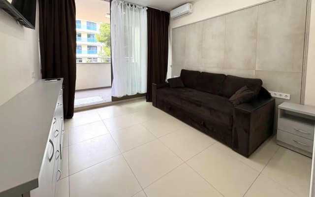 Квартира Двухкомнатная Квартира с балконом в 100 м от Пляжа