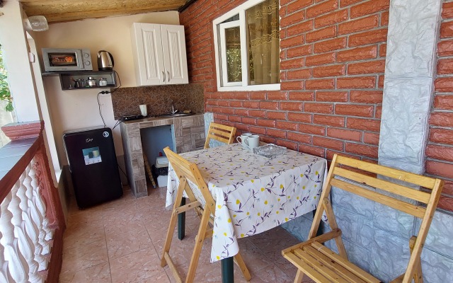 S Vidom na Gory Luchana Private House