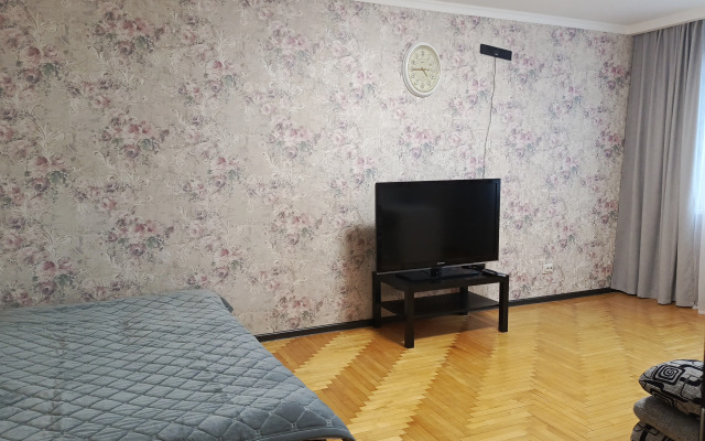 Квартира Уютная двухкомнатная