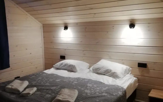 Частный Дом Титан Грей коттедж с 5ю спальнями и сауной