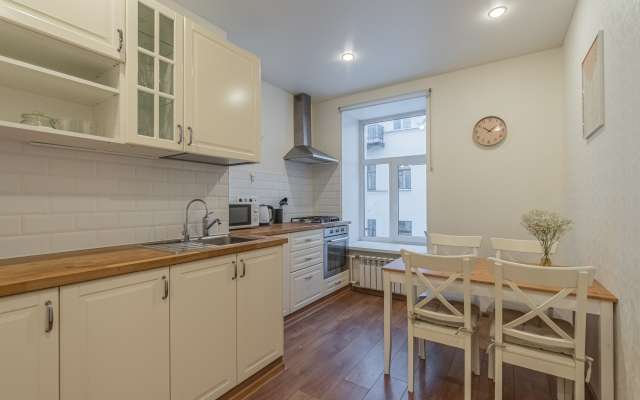 Апартаменты Двухкомнатные на Кирочной 46