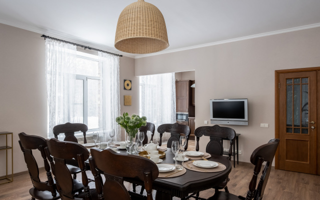 Kottedzh V Lesu Guest House