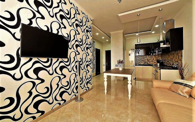 Pearl Apartment