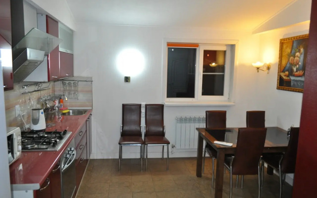 Квартира современная двухкомнатная