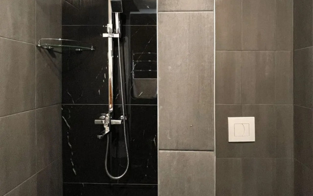 Апартаменты-студия улучшенная с кроватью, двуспальным диваном и балконом, 16 этаж