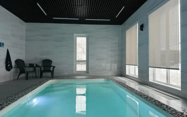 Частный дом с Теплым Бассейном и Баней на Дровах