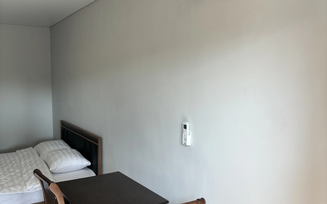 Lakoba 16 Guest House