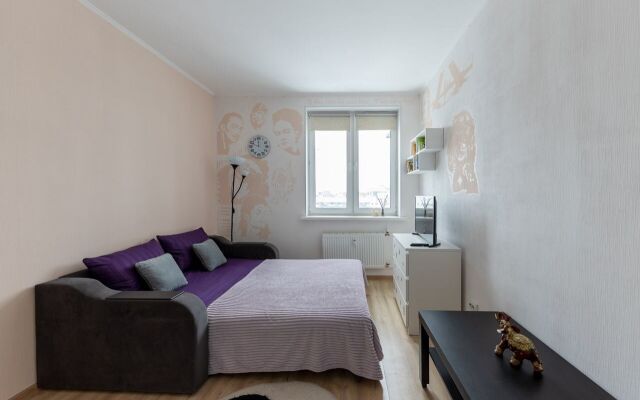Na Shuvalova 19 Flat