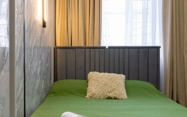 Апартаменты-студии около метро Лесная (1)