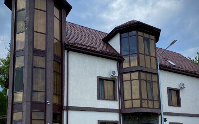 Отель Вертикаль