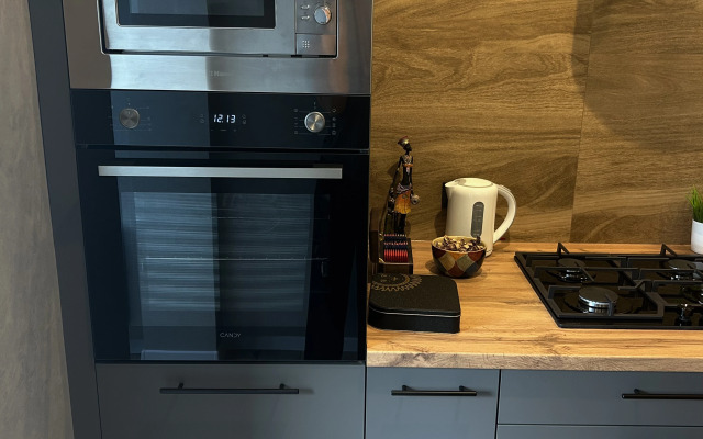 Uyutnaya Ryadom S Korolevskimi Vorotami Flat