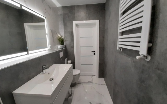 Apartamenty na Ulitse Tihaya v Tsentre