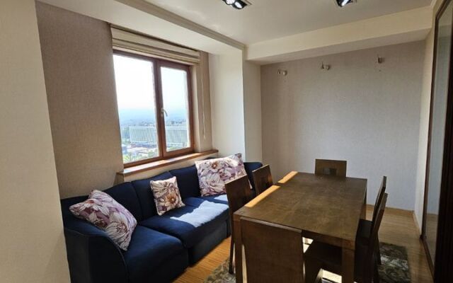 Na Kommunisticheskom Prospekte, 31b/1 Flat