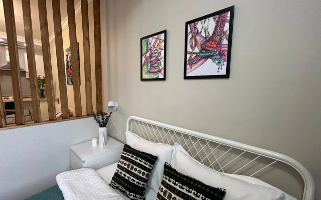 Апартаменты Студия Алма с  прекрасным видом на город