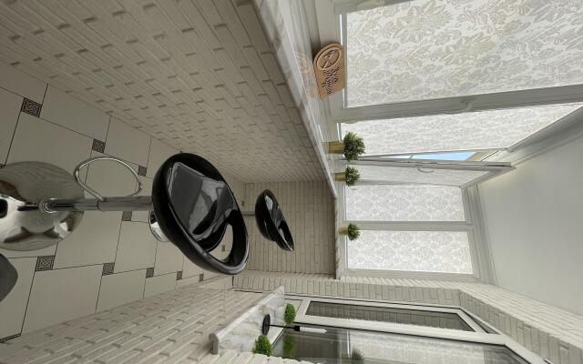 Bykovtsev Family Flat