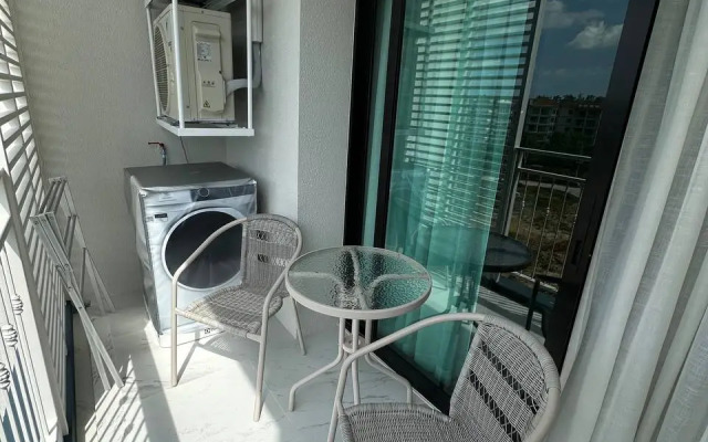 Title Halo 1 Apartments
