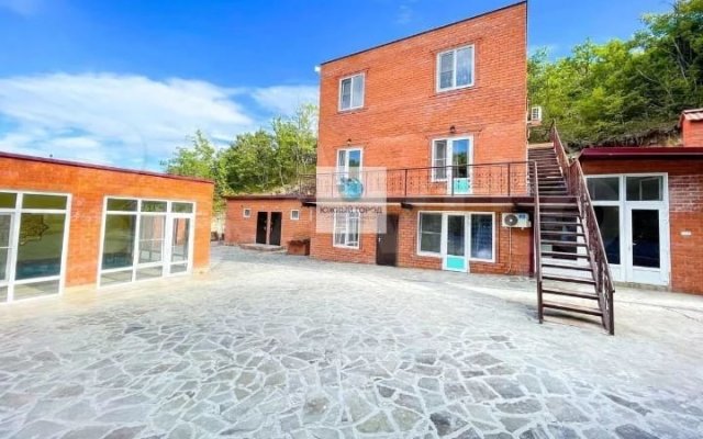 Lyubimaya Dacha Guest House