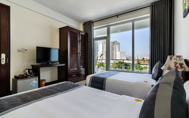 Baly Hotel