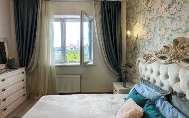 Apart59 | Классические двухкомнатные апартаменты SHARMAN с камином