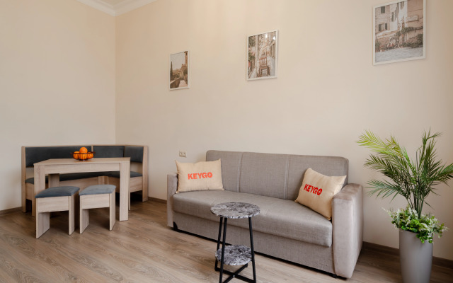 Prostornaya Kvartira s 1 Spalney Keygo 0177 Apartments