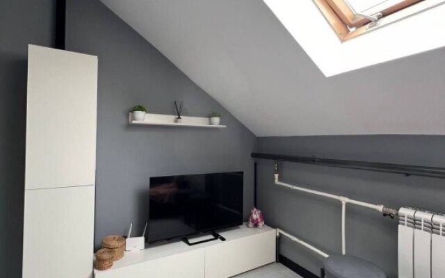 Dvukhurovnevyye Apartamenty Cloud Attic na Elektrozavodskoy