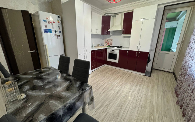 Квартира на первом этаже, просторная, центр Пятигорска