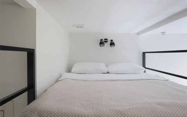 Квартира Светлая Студия на Гороховой Улице