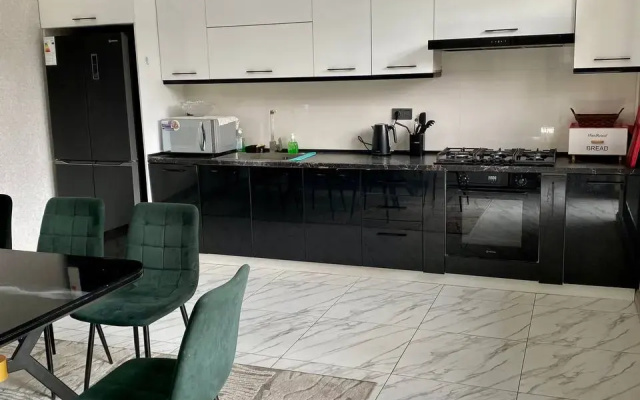 Вилла Rich House Premium Stay