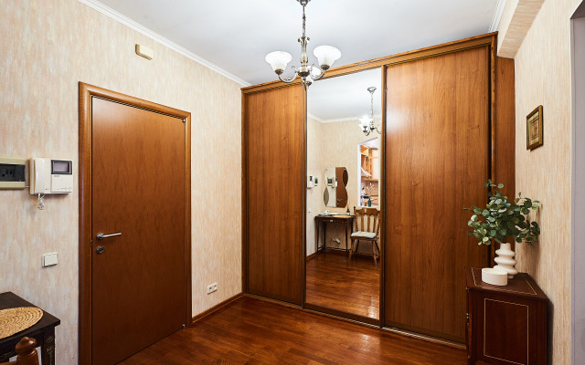GM Uyutnaya Treshka U Patriarshikh Prudov Apartments