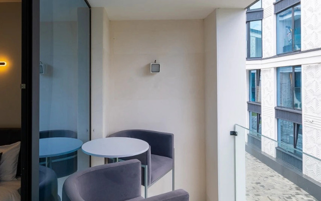 S Pryamym Vidom na More Apartments