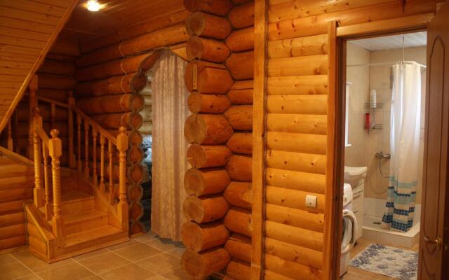 Pod Klych na Kompanyu do 14 chelovek Guest House
